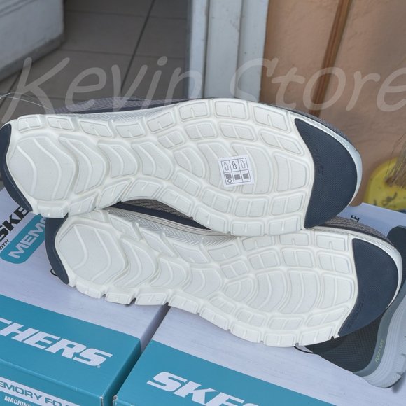 2 pairs of size‎ 13  Skechers Men's Flex Advantage Shoe. Price is for 2 p… - Picture 11 of 12